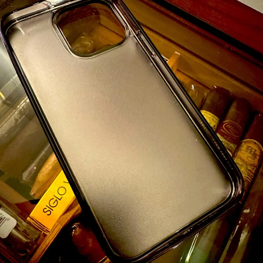 Luscious IPhone 14 ProMax Sparkling Phone Cover